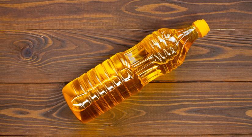 Brutális drágulás a boltokban: már ennyit kell fizetni egy liter olajért