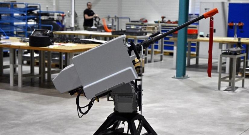 Kína lecsap a legendás európai fegyvergyártóra, Magyarország is érintett – a fő csapást a csehek kapják, Babis törheti a fejét