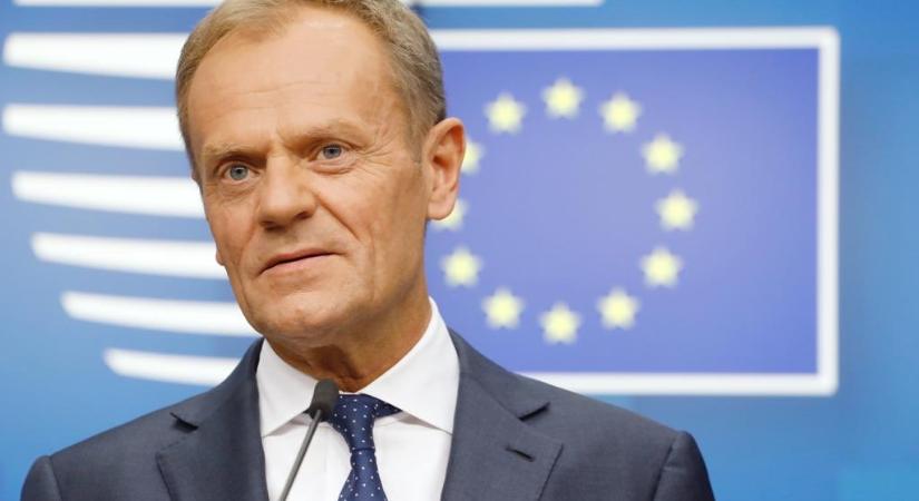 Tusk: Végre nem voltak oroszok a teremben