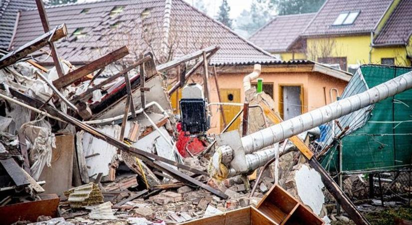 Azbeszt a borsodi házakban: még ma is sok ingatlan rejthet veszélyes építőanyagot