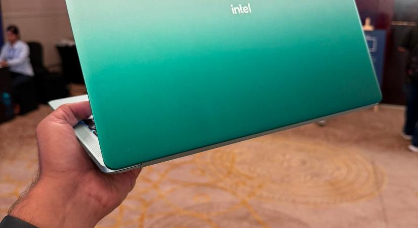 Lencsevégen az első Intel Wildcat Lake processzorral szerelt notebook – A MacBook Neo ellenfeleként érkezik