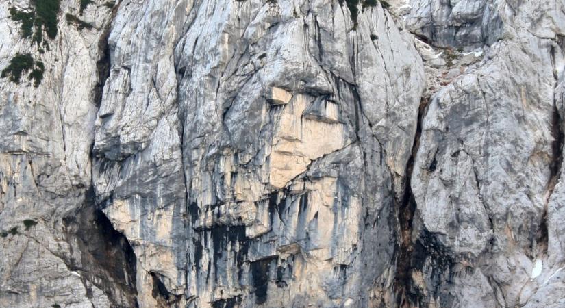 Sziklaomlás pusztította el Szlovénia legendás sziklaalakzatát