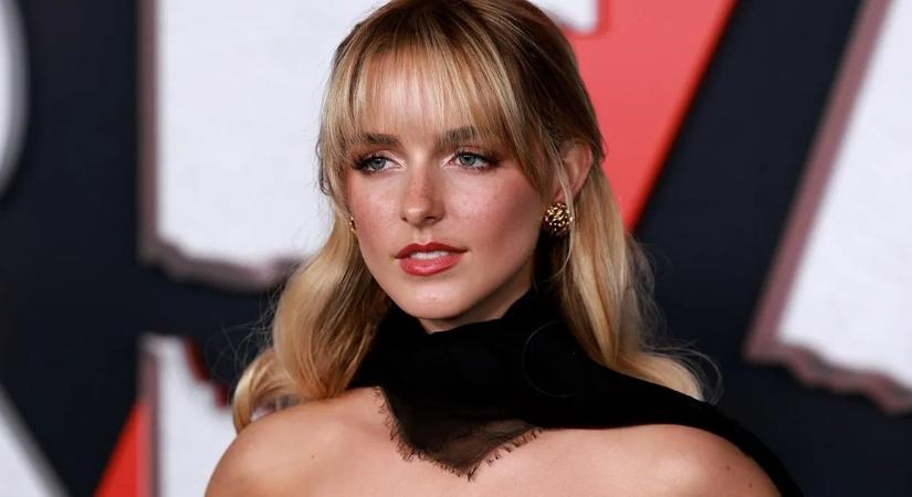 Itt az első kép az élőszereplős Scooby-Doo sorozatból és… ó, mamám!