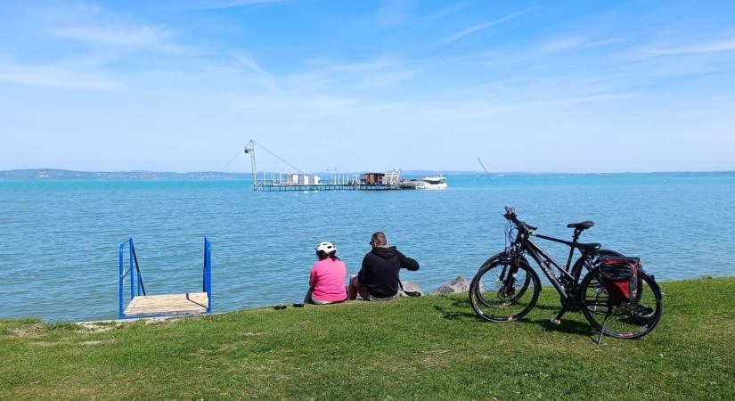 Időjárás: reggel még télikabát kell, délután póló is elég lesz – szeszélyes hétvége elé nézünk
