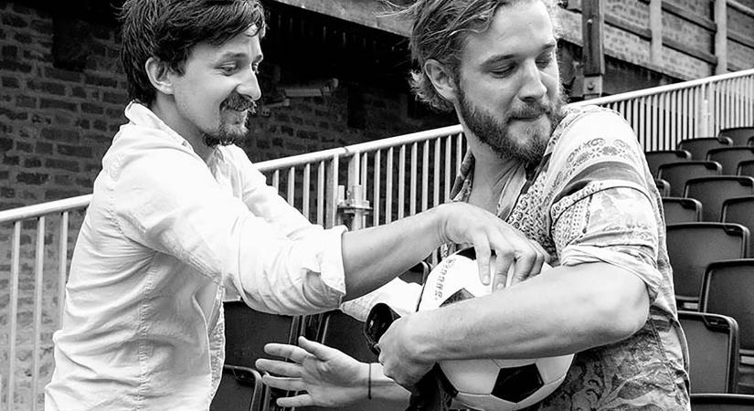 Szabad színházi érintések