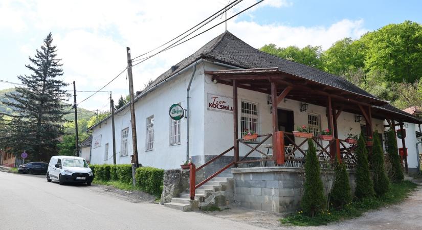 Megszólaltak Pajkaszeg lakói A mi kis falunk sorozatról: „Nem esett jól, amikor éjjel 3-kor díszkivilágítás volt az utcán”