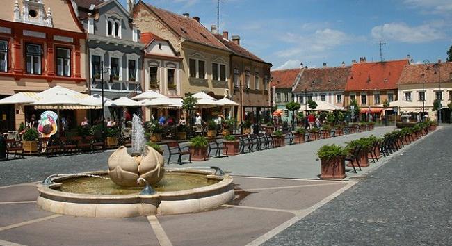 Már Kőszegen is forgalmat korlátoztak, parkolókat zártak le azbesztszennyezés miatt