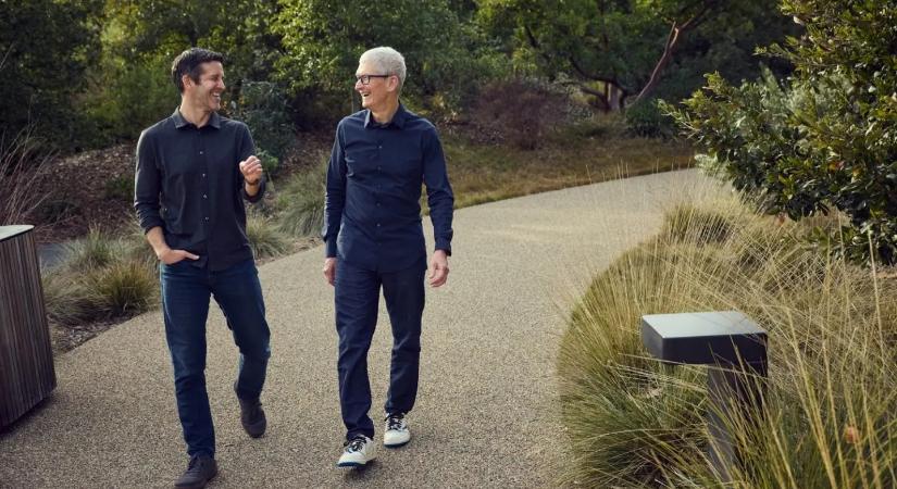 Az Apple 15 év után új vezérigazgatót nevez ki Tim Cook helyére