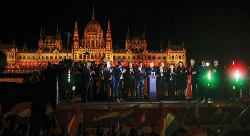 Hatalmas trükk: alagúton kerülnék ki a sajtót Magyar Péter képviselői (VIDEÓ)