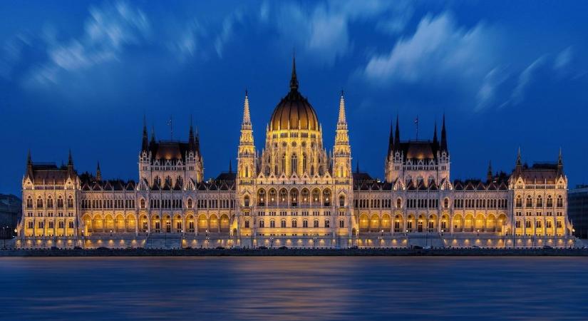 Kőkemény üzenet a politikusoknak: ebben a 12 dologban nem tűrnek több vitát a magyarok