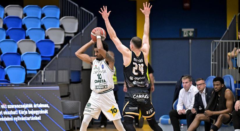 Esélytelenek voltak a DEAC férfi kosarasai Kaposváron