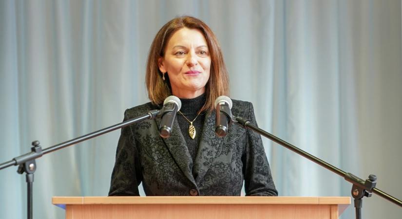 Lemondott három helyettes államtitkár