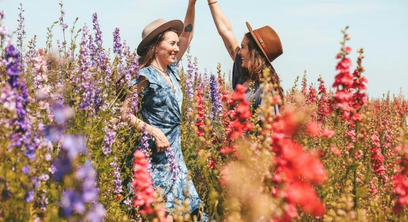 Napi horoszkóp 2026. április 25.: jó beszélgetésben lehet részed