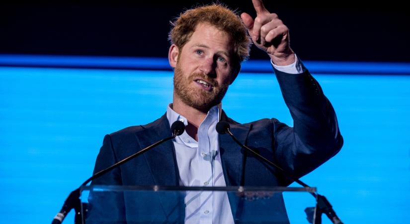 Harry herceg nekiment Trumpnak, de az csak elhessegette