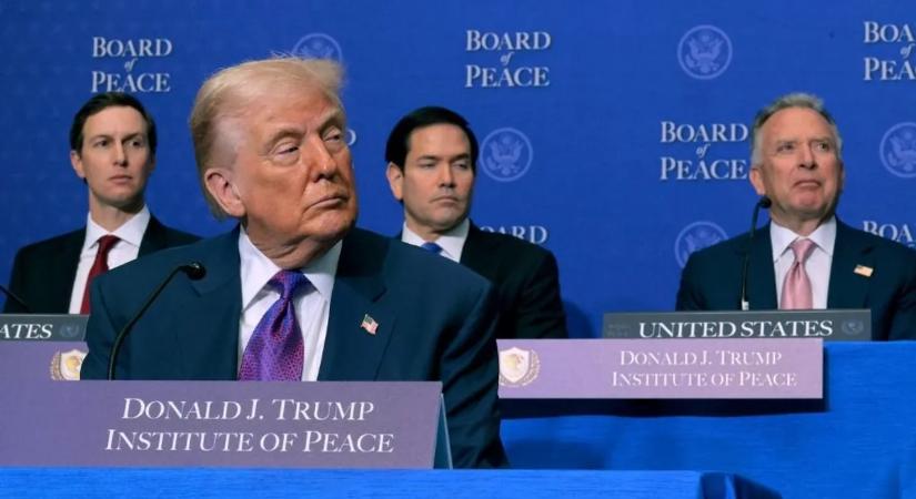 Trump nem bízta a véletlenre: Pakisztánba küldi legfőbb bizalmasait