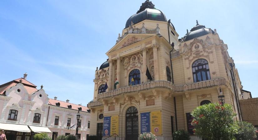 Micimackó és a Rokonok is megtekinthető a Pécsi Nemzeti Színházban