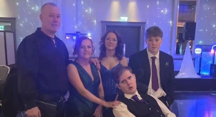 Biciklibaleset változtatta meg az életét: 100 km/órával haladó autó ütötte el, koponyájának háromnegyedét eltávolították a tinédzsernek