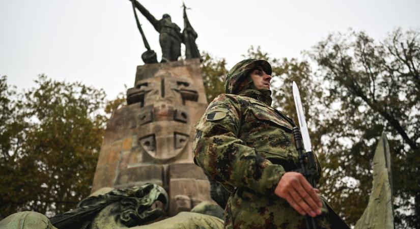 Szeptemberben kezdődhet a szerbiai sorkatonai behívók postázása