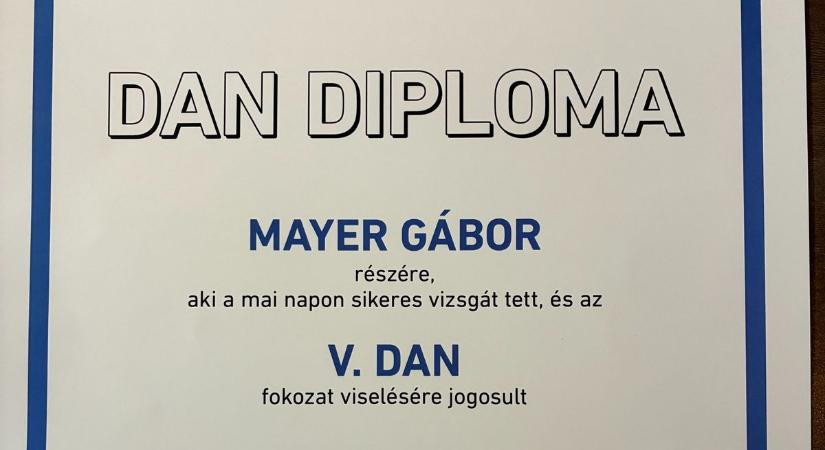 Mayer Gábor: V. dan!