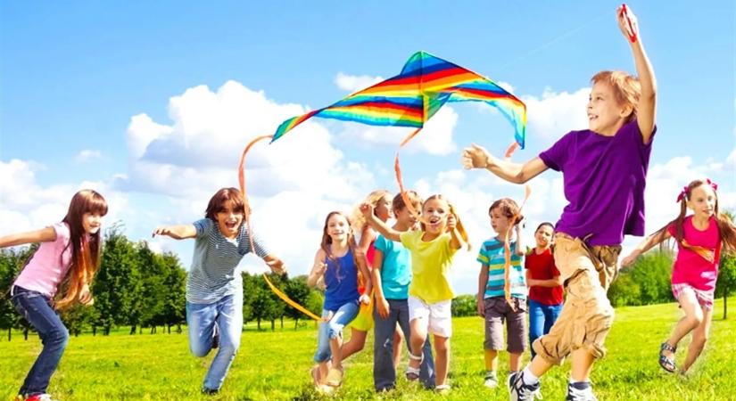 Ukrajnában június végéig tarthat a tanév, de az iskolák rugalmasan szervezik a zárást