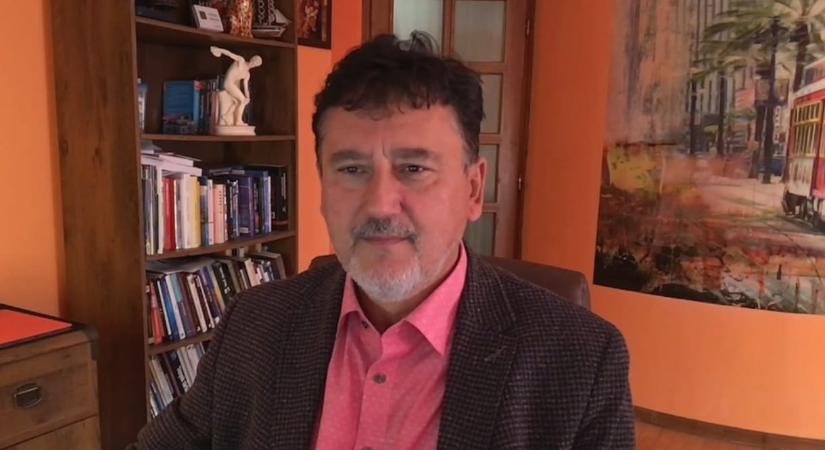 Boldogkői Zsolt szerint a tudomány alapján legalább tíz ponton kellene változtatni az alaptörvényen és a jogszabályokon