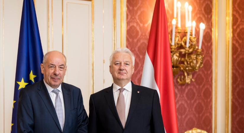 Semjén Zsolt lemondott