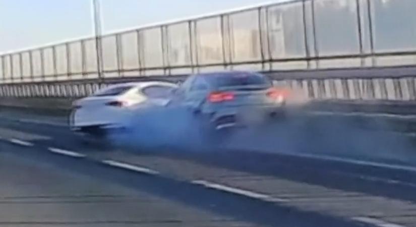 Vérfagyasztó pillanatok az M0-on - Videó