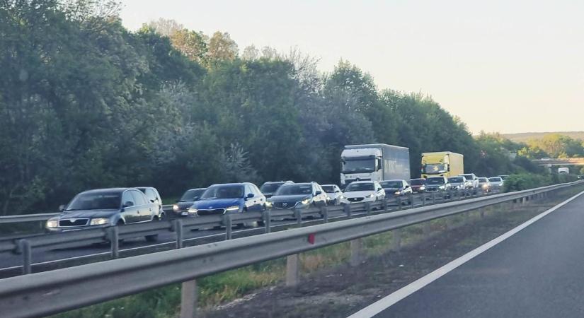 Dugó az M7-esen: erre számíts, ha a Balaton felé tartasz! (frissítve)