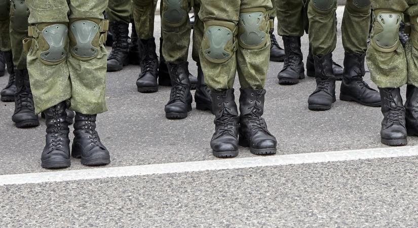 Mire készülnek? - Újra bevezetik a sorkatonaságot Szerbiában, hamarosan érkeznek a behívók, férfiaknak kötelező, nőknek önkéntes alapon!