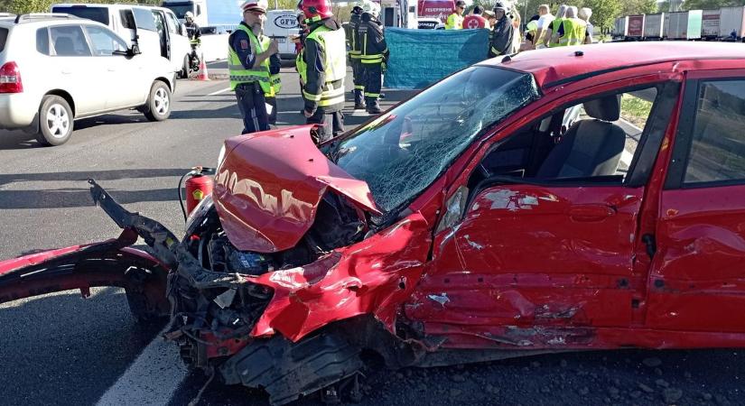 Súlyos baleset történt Burgenlandban, nem messze a határtól - fotók