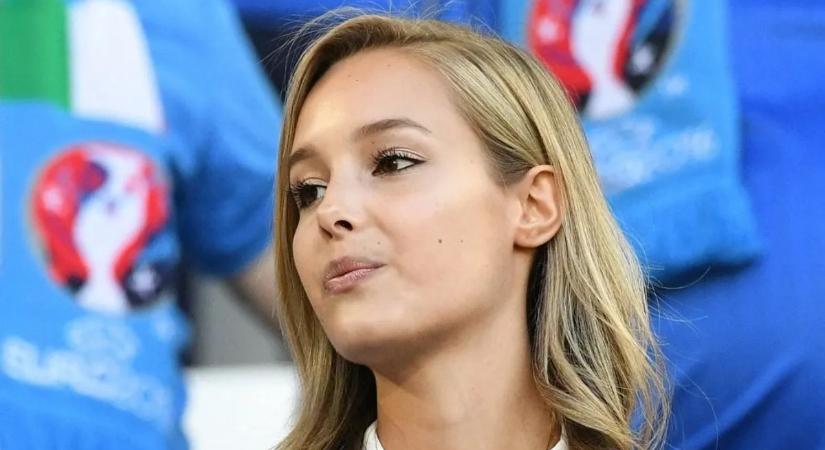 Szexi fehérneműs képekkel hódít a PL-sztártól elvált magyar szupermodell