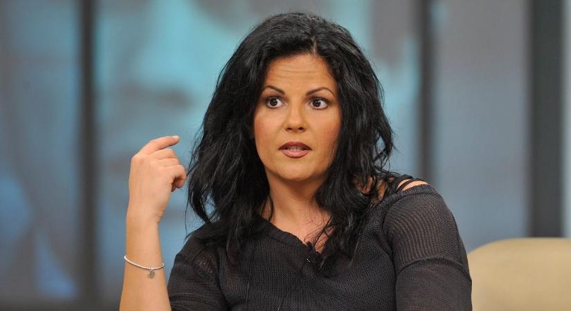 Most nincs idő a Balatonra – már felkelni sem tud Oszter Alexandra édesanyja