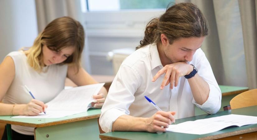 Több iskolában is lesz rendkívüli iskolai szünet májusban