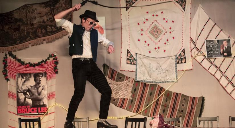 Ötmilliárd forint kulturális támogatást szórtak ki az utolsó pillanatban, a függetlenek semmit, Tiborcz és Vidnyánszky körei milliókat kaptak