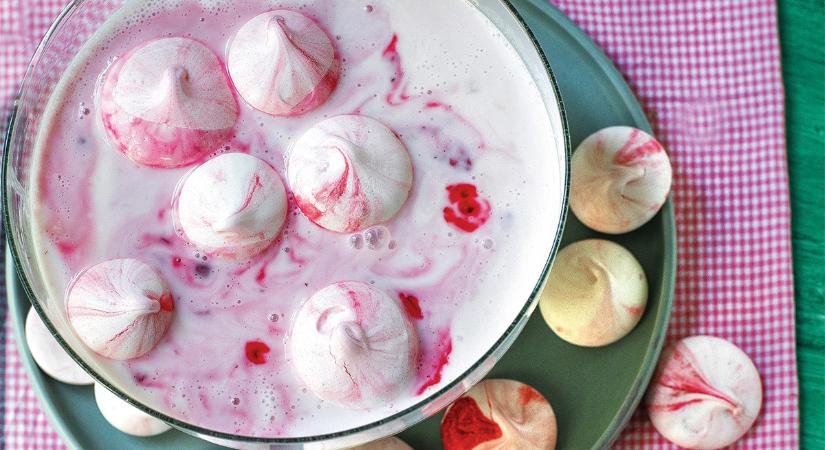 Gyümölcsös álomdesszert: ribizlis madártej márványos habcsókkal