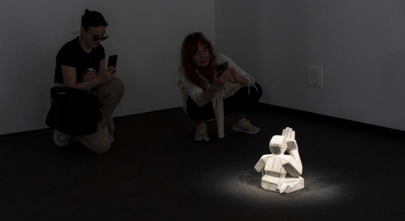 Iskola a láthatáron – kiállítás a nevelés és emlékezet határán