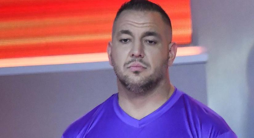 Curtis közzétette testvére vallomását, melyet a bíróságon mondott