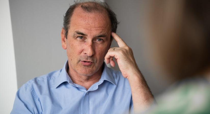 A Tisza leendő egészségügyi minisztere ígéri: átalakítják az életmentő gyógyszerekről döntő, problémás alapítványt