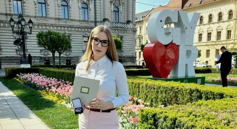 Kazinczy-éremmel koronázta meg gimnáziumi éveit Radich Kornélia
