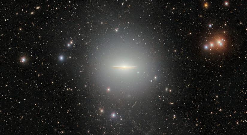 725 megabájtos a fotó: most először teljes terjedelmében megmutatta a Sombrero-galaxist egy chilei űrtávcső
