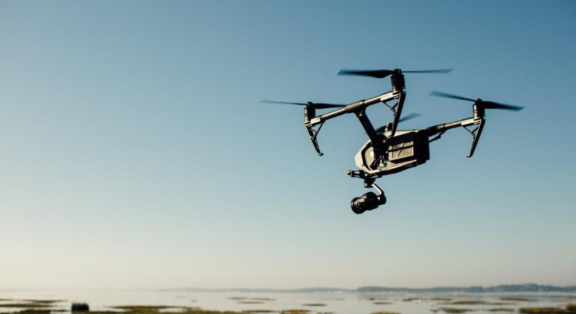 Orosz dróntörmelék miatt evakuáltak több mint kétszáz embert Romániában