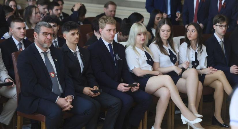 Diáktársaik nevében is elköszöntek Nyíregyházától (fotók, videó)