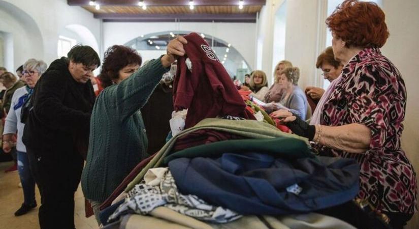 Most betárazhatsz ruhából, tavaszi és nyári szettekre csaphatsz le ingyen! – itt vannak a részletek