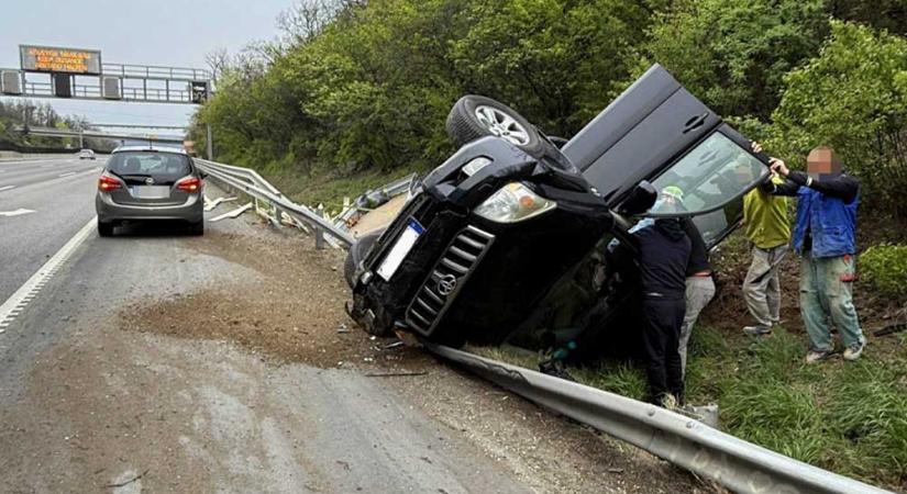 „Apa! Apa!” – Szívbemarkoló gyereksírás törte meg a sztráda csendjét Érdnél: Szabadidős rendőr mentett életet