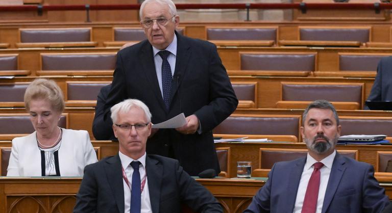 Három KDNP-s politikus, köztük Semjén Zsolt sem ül be a Parlamentbe