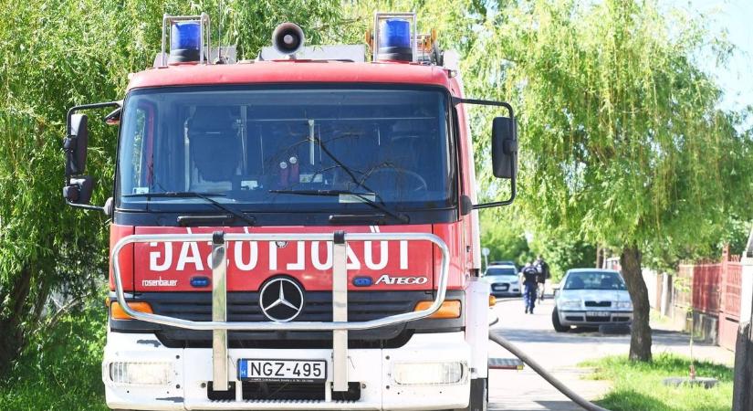 Ötven négyzetméteren égett a tető egy hajdú-bihari településen