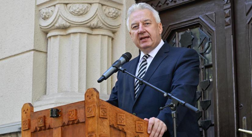 Semjén Zsolt nem veszi fel a parlamenti képviselői mandátumát