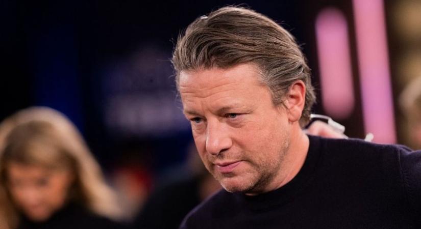 Jamie Oliver kifakadt: a sztárséf szerint veszélybe került a vendéglátóipar jövője