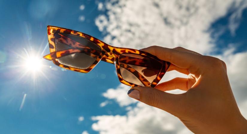 Lebukhatnak a veszélyes napszemüvegek: országos razziát indított a hatóság