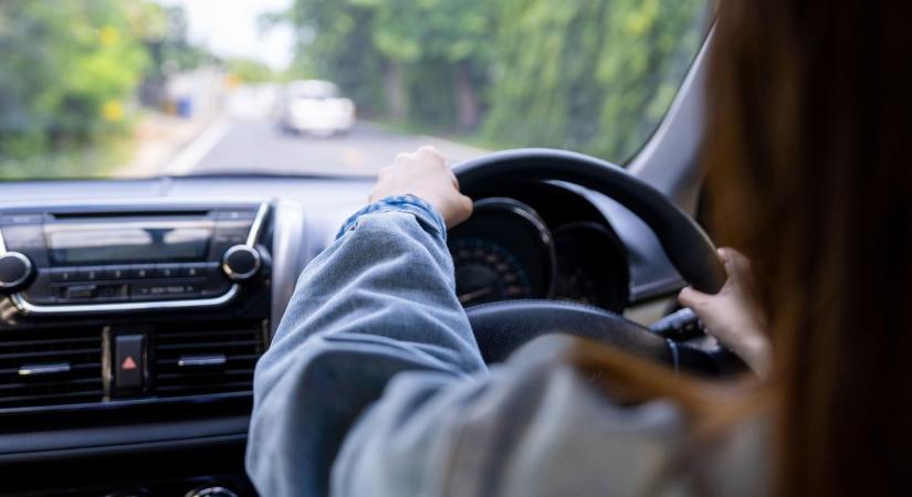 Ne bízd a rutinra: ez a trolibuszos kereszteződés még a legjobbakat is megtéveszti